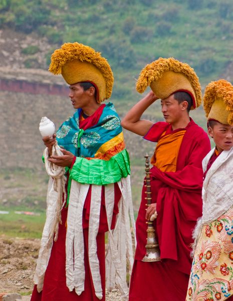 ملف:Buddhist monks of Tibet7.jpg