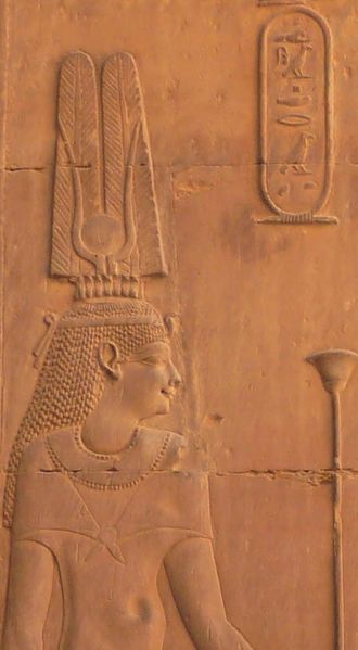 ملف:Cleopatra-III-at-Kom-Ombo.jpg