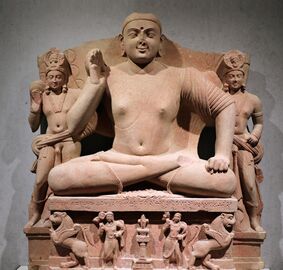 "Kimbell seated Buddha", with inscription "year 4 of Kanishka" (131 CE).[32][33] Another similar statue has "Year 32 of Kanishka".[34]