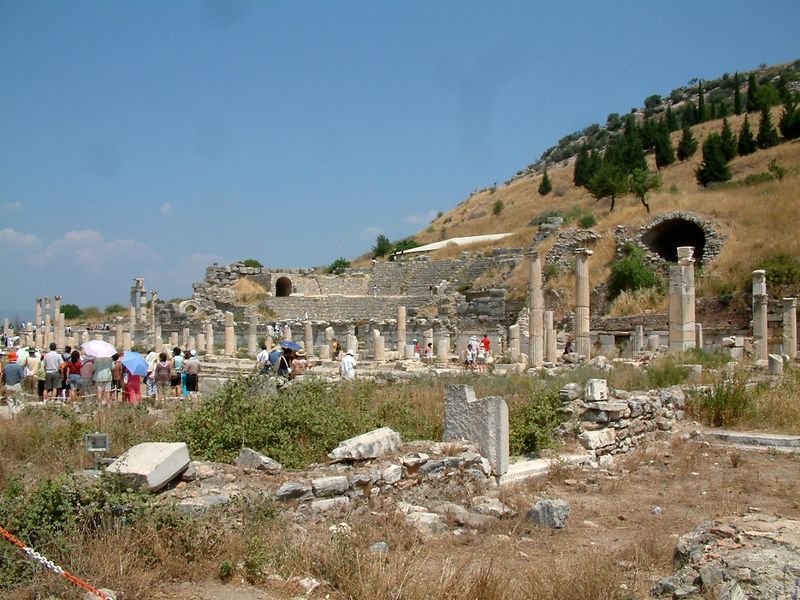 ملف:Efez agora odeon prytaneion RB.jpg