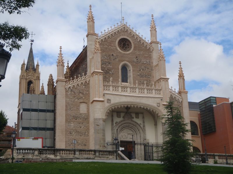 ملف:Iglesia de San Jerónimo el Real (Madrid) 03.jpg