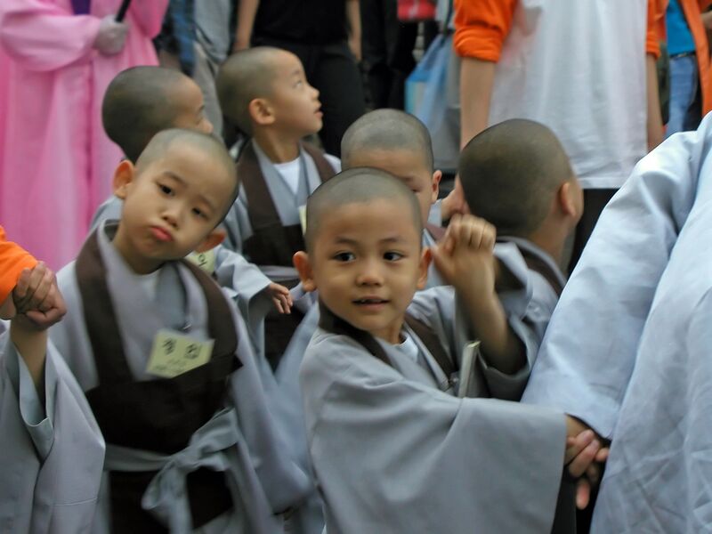 ملف:Chogye Buddhist monks.jpg