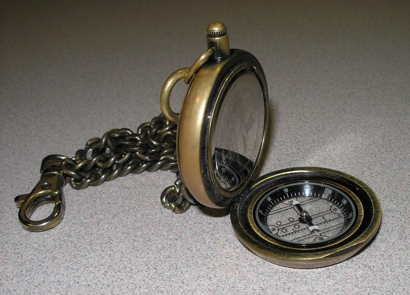 ملف:Watch compass small.jpg