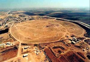 Aerial view of Tell Umm el-Marra.jpg