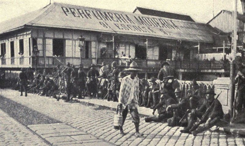 ملف:Americans guarding Pasig River bridge, 1898.jpg