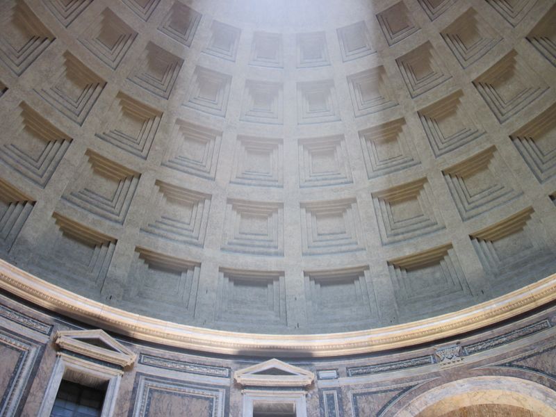 ملف:Beam in the dome of the Pantheon.jpg