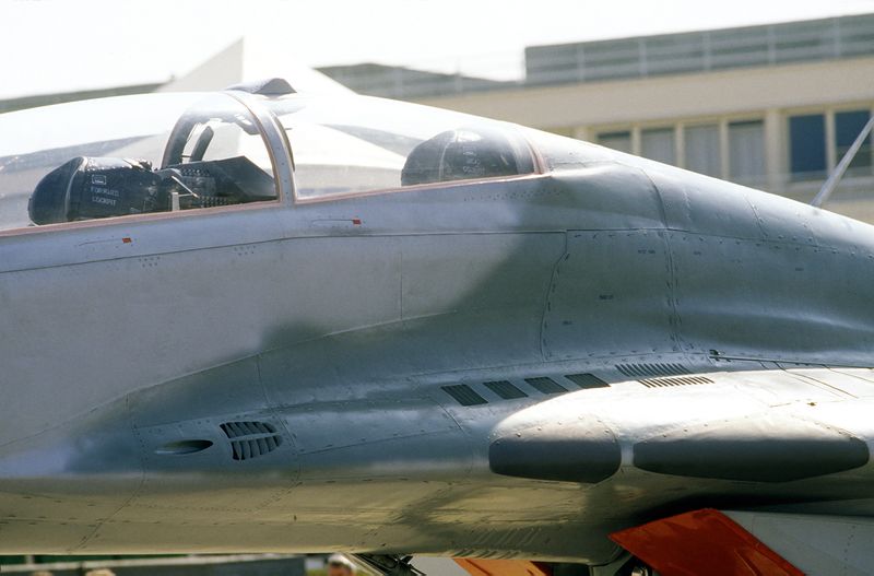 ملف:MiG-29 gun.jpg