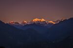 Sunrise over Kangchenjunga.jpg