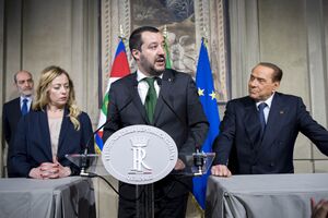 Giorgia Meloni with Matteo Salvini and Silvio Berlusconi in 2018
