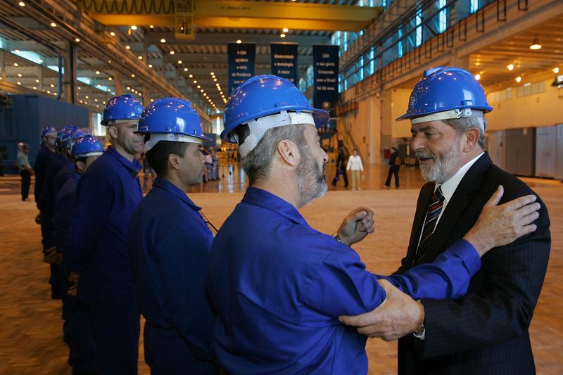 ملف:Presidente Lula visita a fábrica da Companhia Brasileira de Alumínio.jpeg