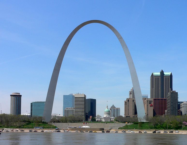 ملف:St Louis Gateway Arch.jpg