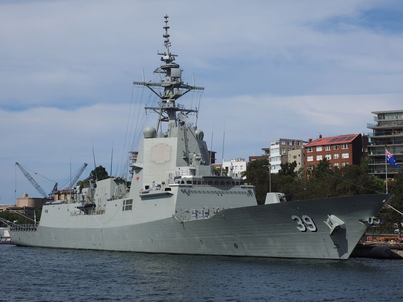 ملف:HMAS Hobart December 2017.jpg