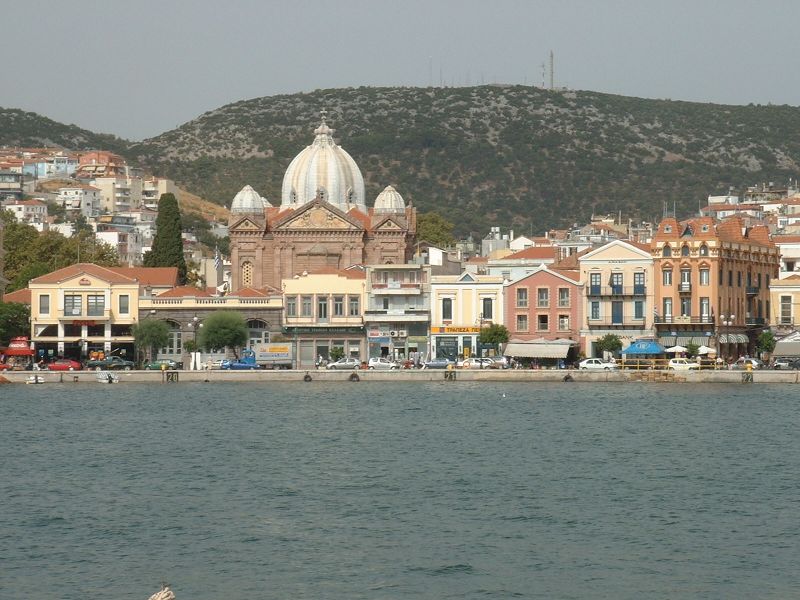 ملف:Port Mytilene.jpg