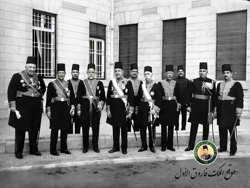 ملف:حكومة زيوار باشا (1925).jpg