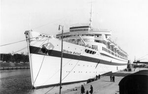 Bundesarchiv Bild 183-H27992, Lazarettschiff "Wilhelm Gustloff" in Danzig.jpg