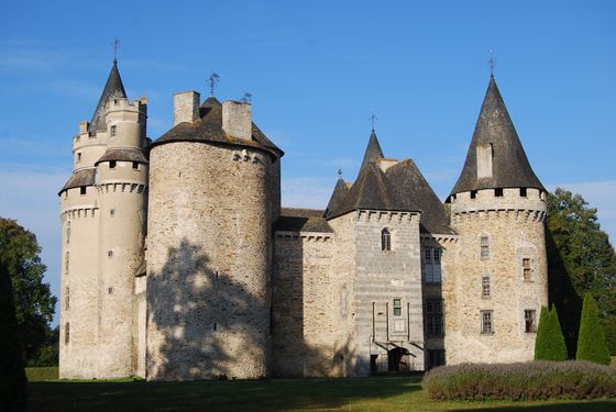 قلعة بونڤال، ليموزين.