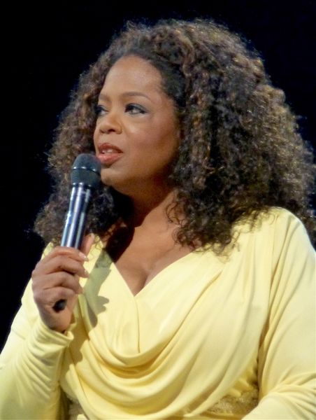 ملف:Oprah in 2014.jpg