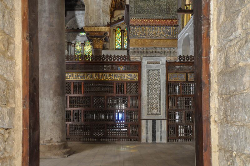 ملف:Islamic art calligraphy and woodwork - The Mausoleum of Sultan Qalawun - The Qalawun complex (14792612121).jpg