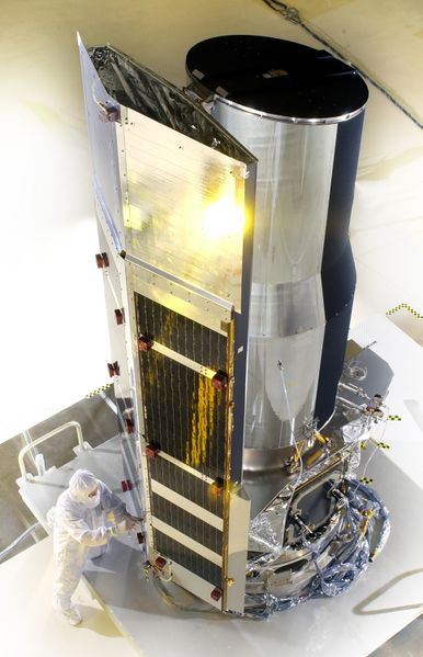 ملف:Spitzer- Telescopio.jpg