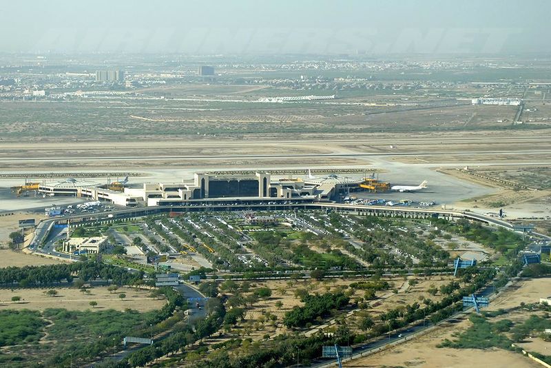 ملف:Jinnah International Airport.jpg