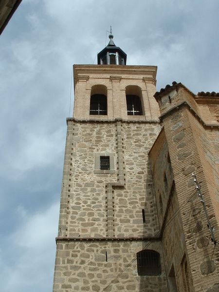 ملف:Iglesia de la Virgen de Altagracia, Mora (Toledo).jpg