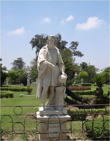 ملف:Christopher Columbus statue in Antoniadis Park.jpg