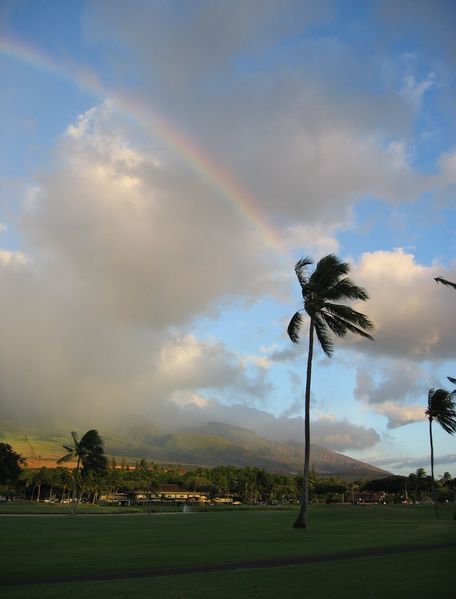 ملف:Rainbow in Hawaii.jpg