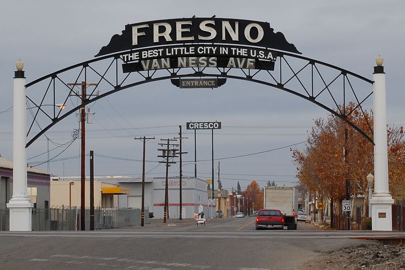 ملف:Fresno CA Van Ness portal.JPG