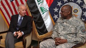 لويد أوستن وجو بايدن في العراق