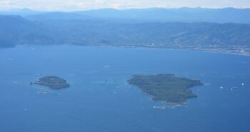 Aerial view of Îles de Lérins (cropped).jpg