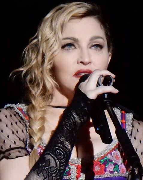ملف:Madonna Rebel Heart Tour 2015 - Stockholm (23051472299) (cropped 2).jpg