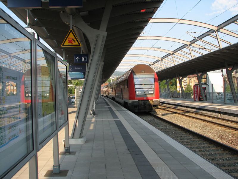 ملف:Paradiesbahnhof Jena 2005.jpg
