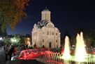 Ночной вид на Пятницкую церковь Чернигов.jpg
