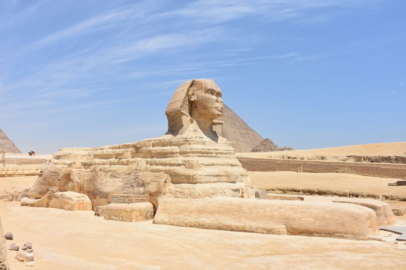 ملف:Great Sphinx of Giza May 2015.JPG