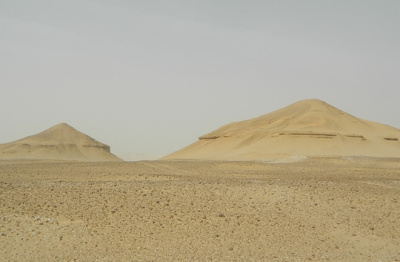 Abu-sidhum-large-mounds-long-lost-pyramids-found-715-670x440.jpg