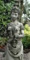 تمثال إلهة الأرز دوي شري — اوبود، بالي.
