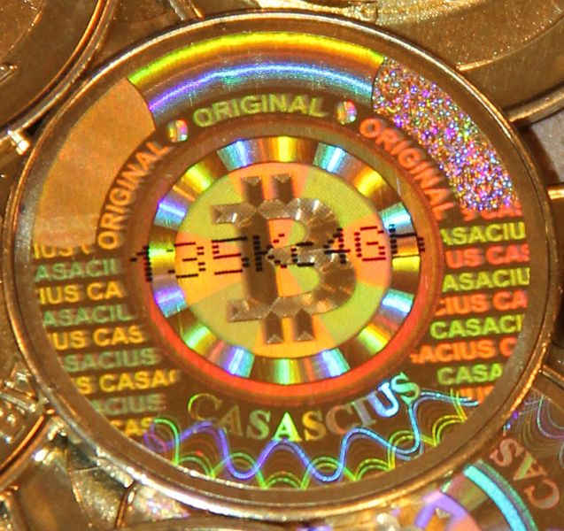 ملف:Bitcoin-coin2.jpg
