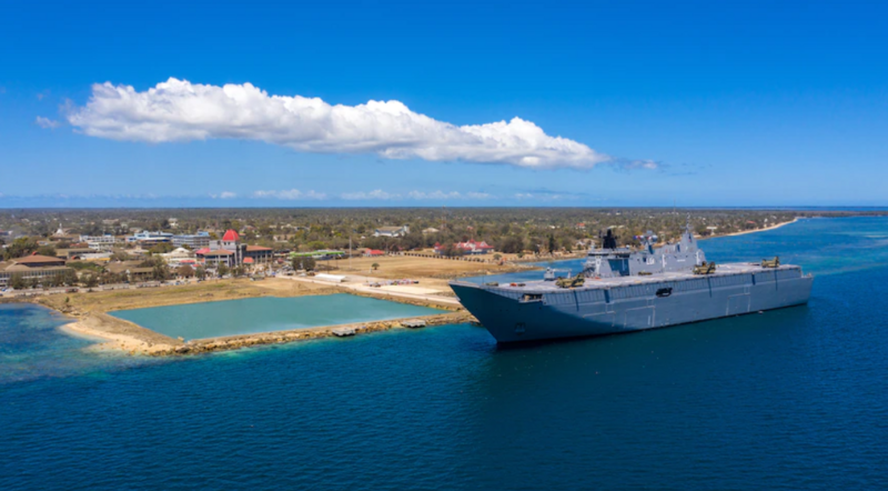 ملف:HMAS Adelaide.PNG
