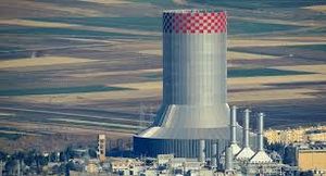 محطة زيزون لتوليد الكهرباء في حماة، سوريا.jpg