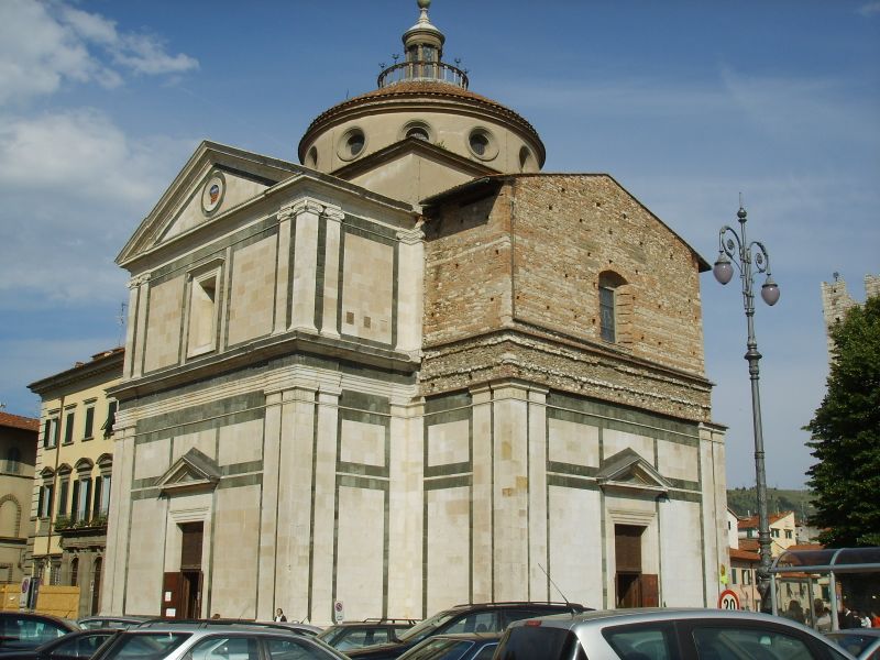 ملف:Prato, Santa Maria delle Carceri.JPG