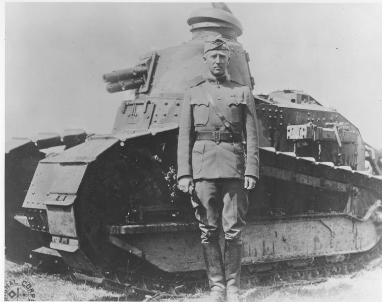 ملف:George S. Patton - France - 1918.jpg