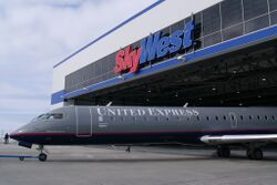 CRJ700 exiting SkyWest hangar