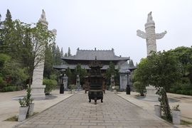 Guangde Buddhist Temple in Xiangyang.