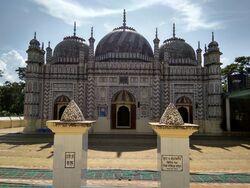 Bazra Shahi Mosque 2.jpg