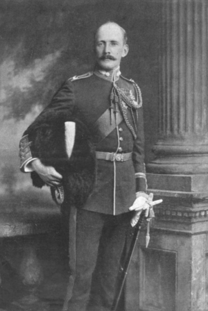 Lord Edward Cecil in uniform (1867–1918).png