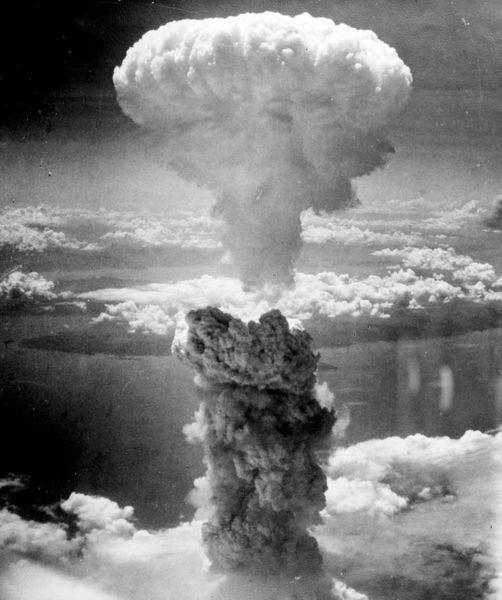 ملف:Nagasakibomb.jpg