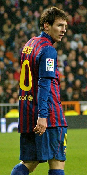 ملف:Lionel Messi at Bernabeu.jpg