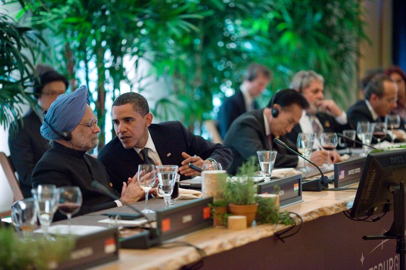 ملف:Barack Obama & Manmohan Singh 9-25-09.jpg