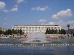 مقر حكومة أوبلاست آمور في ميدان لنين، بلاگوڤيشينسك.