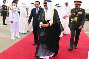 ولي العهد الكويتي الشيخ مشعل الأحمد الجابر الصباح لدى وصوله الصين سبتمبر 2023